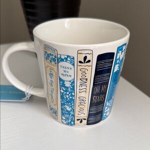 Blue & Cream Decorative Book-Spine Ceramic coffee book stack reader Mug NWT